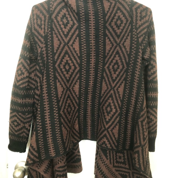 Pattern sweater - Picture 3 of 3